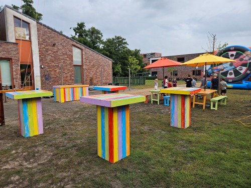 Gekleurde statafel - beach